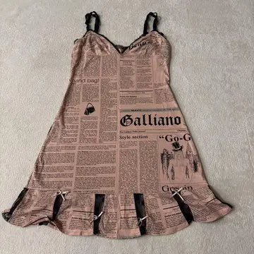 레어 John galliano 뉴스 페이퍼 패턴 슬리브리스 원피스