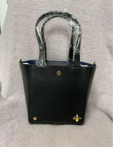 ADMJ 에이디엠제이 THE BEE 소가죽 슈링크 엠보 백