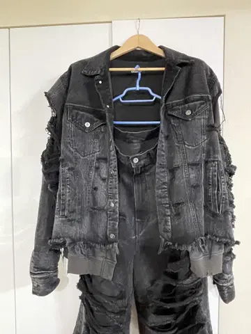 Grancy 데미지 데님 셋업