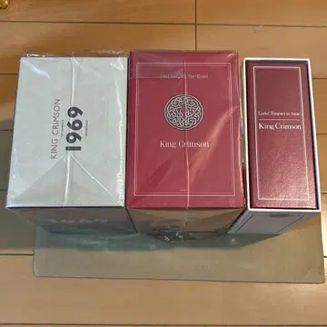 킹 크림슨 일본 어셈블 버전 특전 BOX 3종 (CD는 없습니다)