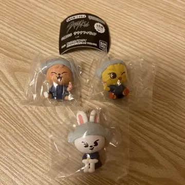 SKZOO 사우나 피규어 3개 세트