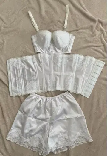 브라이덜 이너 C65