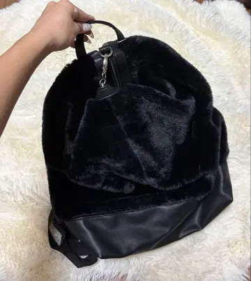 MONO COMME CA 퍼 백팩 블랙