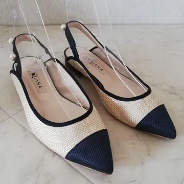새상품급!! 다이애나 백 스트랩 펌프스 22cm