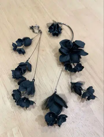 orgablanca FLAVOA earcuff ea BK
