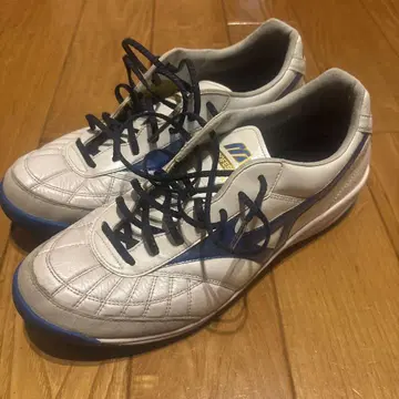새상품급 모레리아사라 Japan 27.5