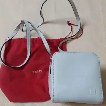 BALLY 큐브 미니 파우치
