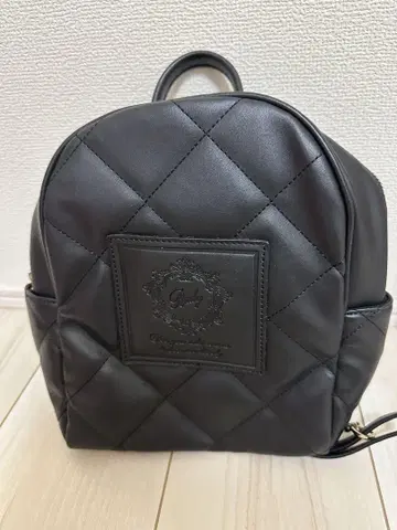 rady 퀼팅 블랙 백팩 레이디
