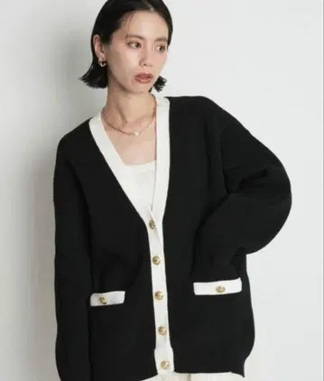 CADUNE 카듀네 배색 THE 가디건 골드 버튼