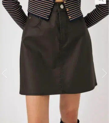 3회 착용 moussy ISKO JETHER 미니 스커트 BLK 블랙
