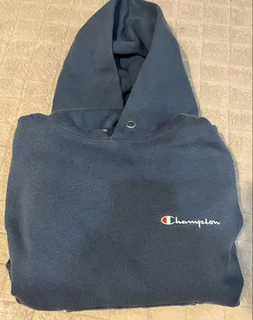 Champion 다크 블루 후드 부착 후드티