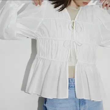 ADAM ET ROPE 허리 쉐이프 개더 셔츠