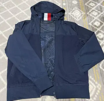TOMMY HILFIGER 후드 부착 블루종