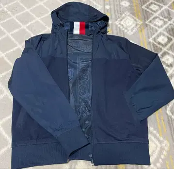 TOMMY HILFIGER 후드 부착 블루종