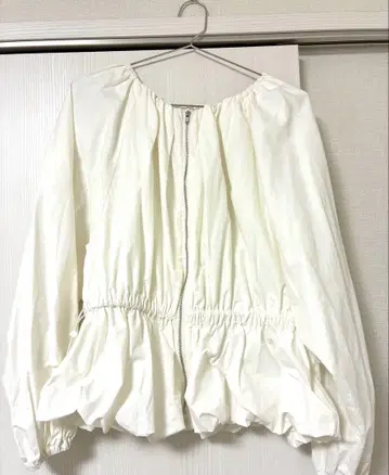 JEANASiS 화이트 점퍼 F 사이즈