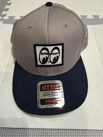 OTTO MOON Equipped 플랫 빌 캡