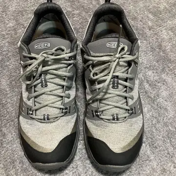 KEEN 트레킹 신발 23.5cm