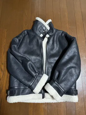 ZARA 무스탕 코트