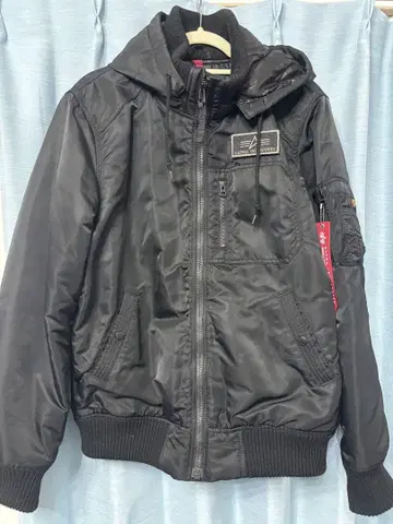 ALPHA INDUSTRIES 블랙 MA-1 자켓