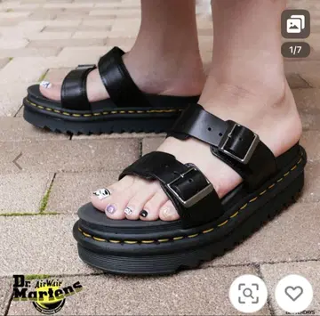 Dr.Martens 샌들 MYLES 마일즈 ZIGGY 밑창