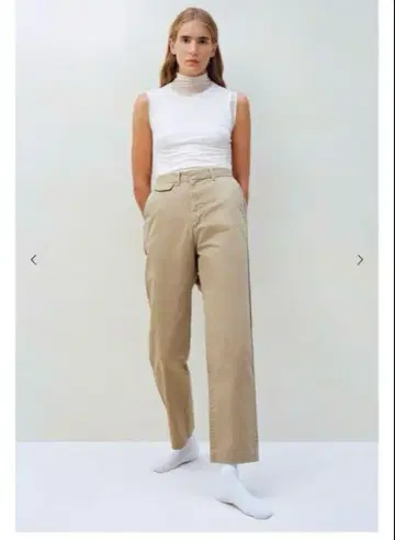 TU ES MON TRESOR The Emerald Chino Camel