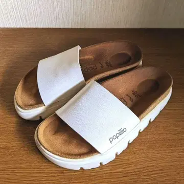 파필리오 화이트 통굽 샌들 버켄스탁