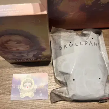 POPMART SKULLPANDA 키링 Pond