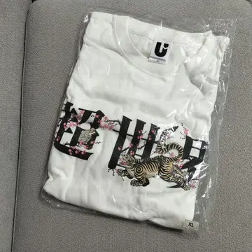 UVERworld 초세계 티셔츠