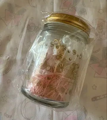 세일러문 q-pot 별하늘의 스트로베리 마카롱 백참