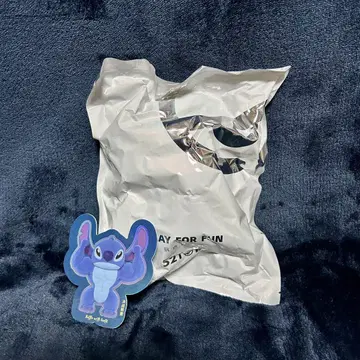 익명 배송 스티치 52TOYS 근육질
