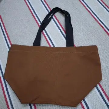 브라운 나일론 토트백 보트형 토트 Herve Chapelier