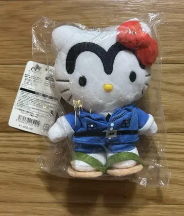 헬로키티 료츠 칸키치 콜라보 봉제 인형