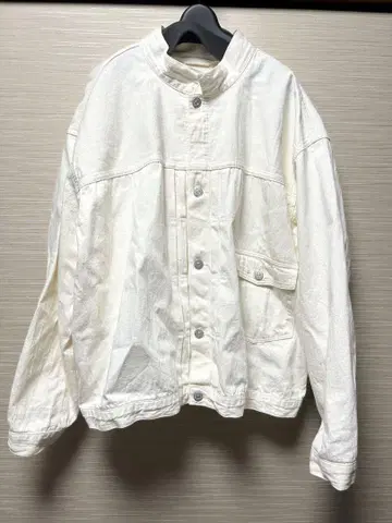 캡틴선샤인 스몰 칼라 트래커 자켓 화이트