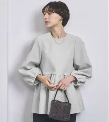 UNITED ARROWS 애로우즈 AIRY 자카드 페플럼 블라우스