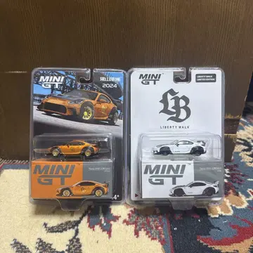 MINI GT & LIBERTY WALK GR86