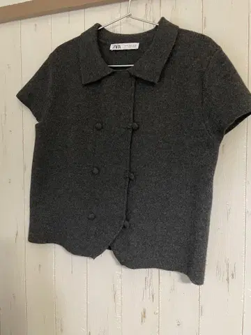 ZARA 그레이 숏 슬리브 니트 M