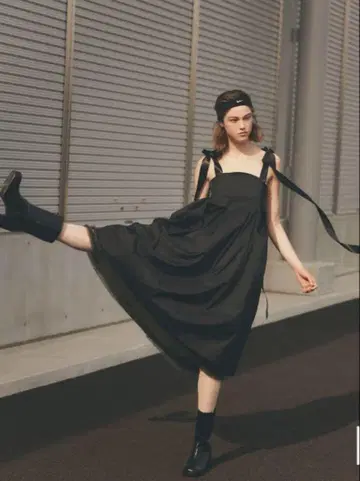 Bibiy MIMI SATIN SKIRT /s 사이즈