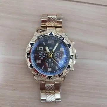 TIGER 골드 크로노그래프 손목시계