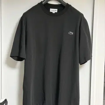 [ 새상품급 ] LACOSTE 아웃라인 락 T셔츠 블랙 L사이즈