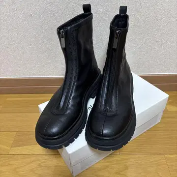 지퍼 달린 부츠 블랙