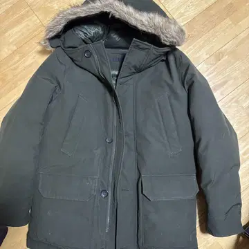 다크 그린 다운 자켓 퍼 포함