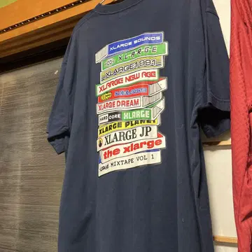 XLARGE 그래픽 T셔츠 네이비