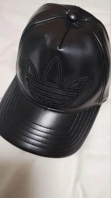 아디다스 블랙 캡