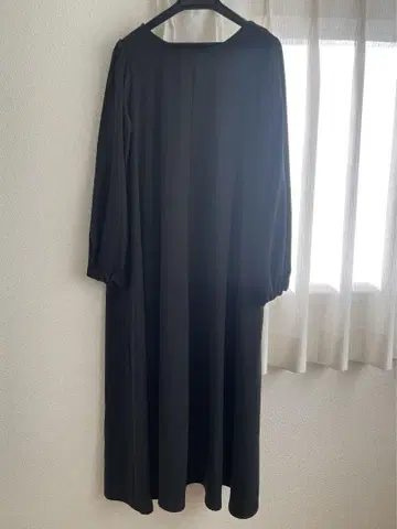 블랙 긴팔 롱 원피스