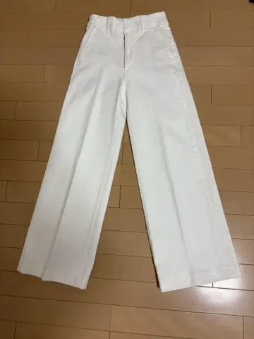 UNIQLO 화이트 와이드 트라우저 청바지 XS