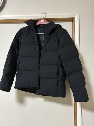 UNIQLO 심리스 다운 M 블랙