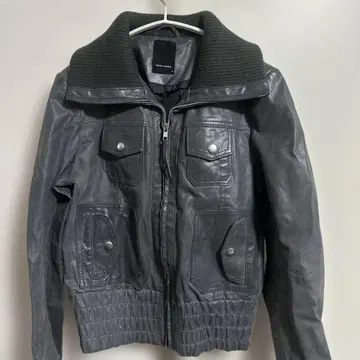VERO MODA 가죽 자켓 S 사이즈 새상품급