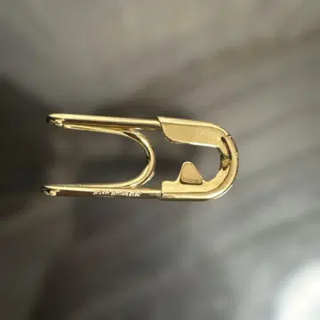 JAM HOME MADE 골드 머니클립 집는 부분이 좁아 사용 불가?