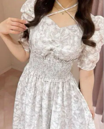 AnMILLE 안미르 플라워 크로스 플레어 원피스 핑크