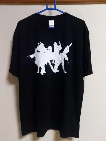 모모이로 클로버 Z 티셔츠 XL